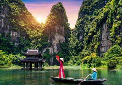 Wondrous Vietnam Tour Package 4 Days & 3 Nights