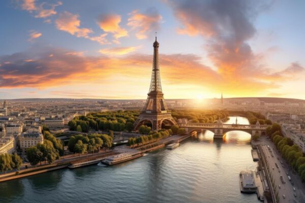 Charming Paris Honeymoon Package 4 Days & 3 Nights